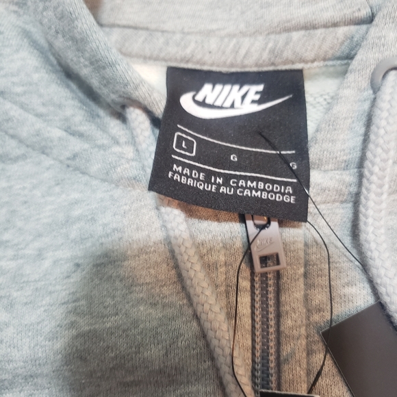 New Nike womens grey red hoodie. - Picture 4 of 8